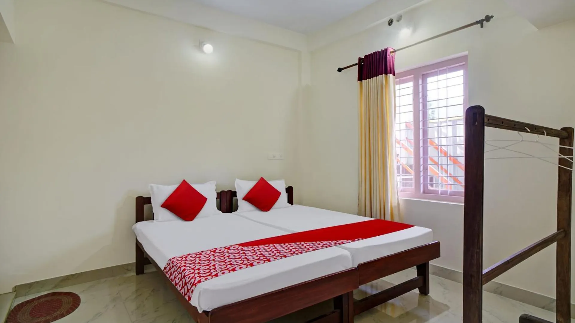 Hotel O Lulu Home Munnar 3*,