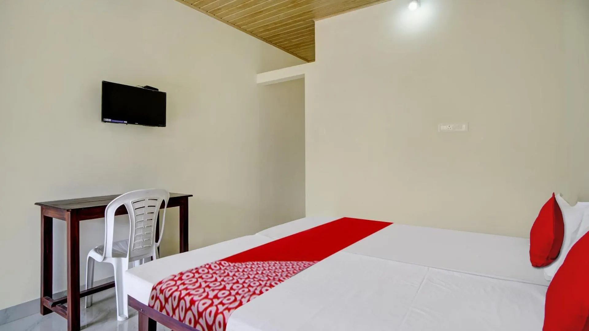 Hotel O Lulu Home Munnar